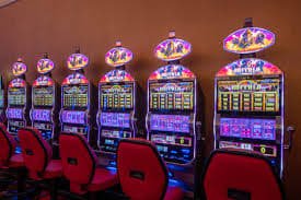 ph 32 casino slots section showing game tiles for Filipino players on mobile